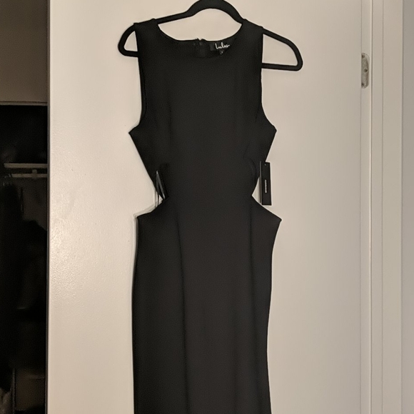 Black Dress - Picture 1 of 4